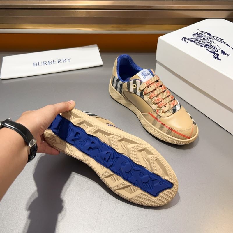 Burberry Low Shoes